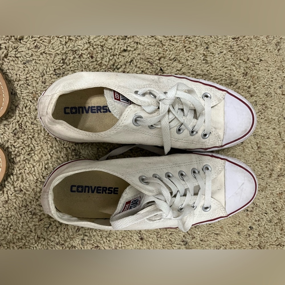 Converse - Picture 2 of 2